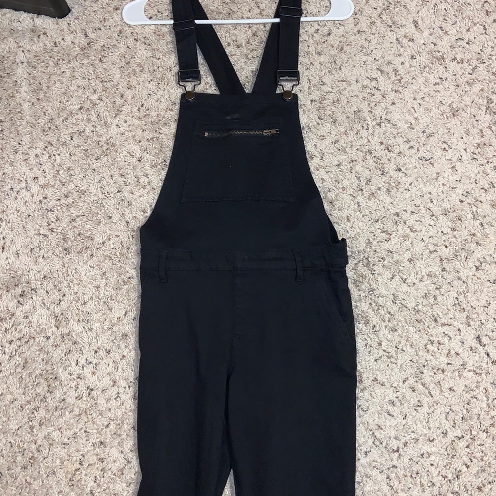 black stretchy Forever 21 overalls